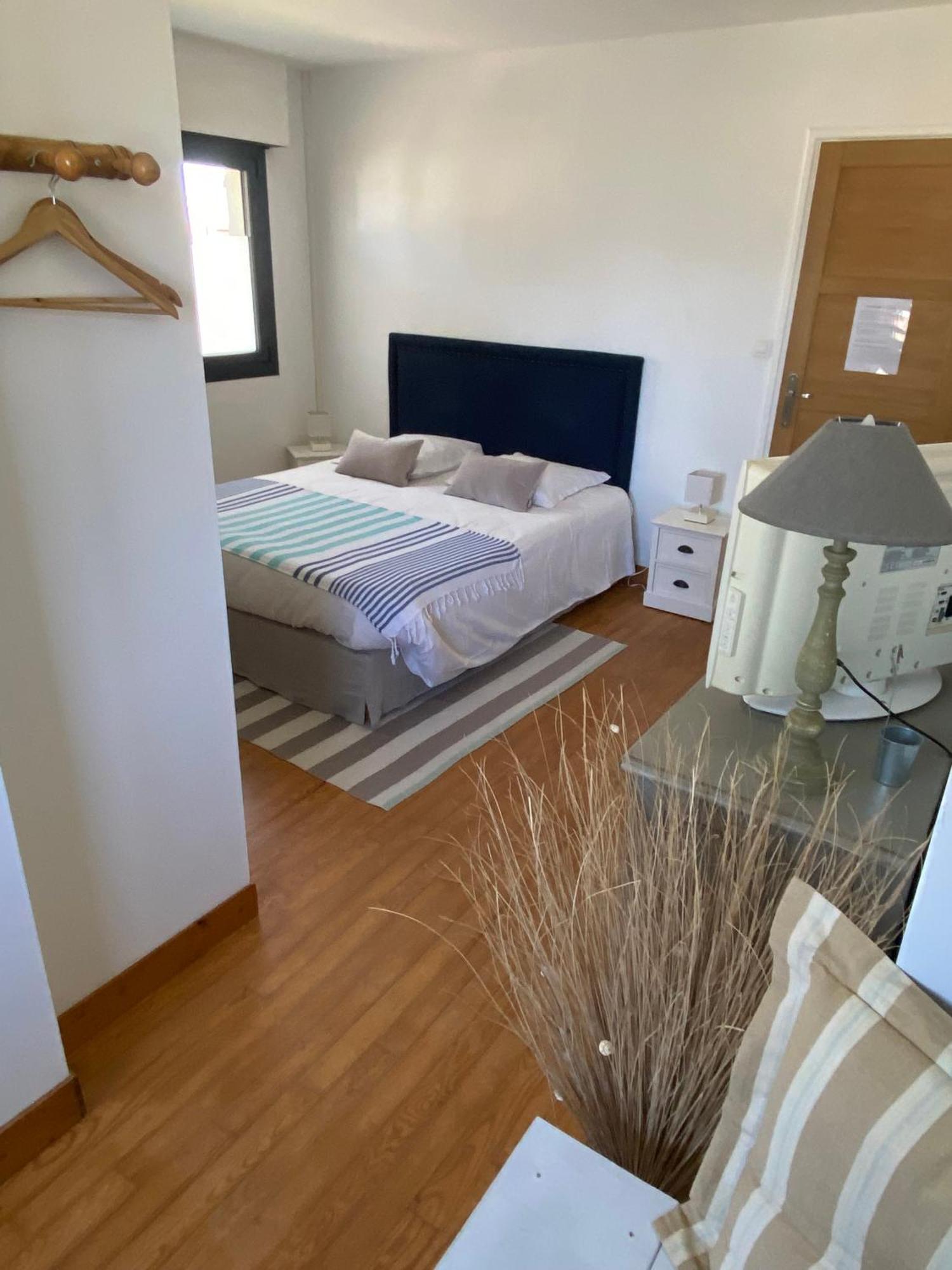 La Villa En Baie Крот Екстериор снимка